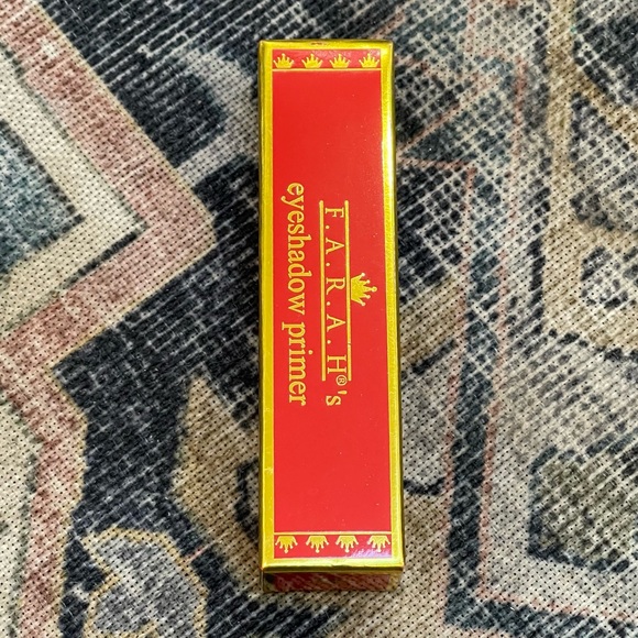 F.A.R.A.H · EYESHADOW PRIMER - Picture 2 of 4